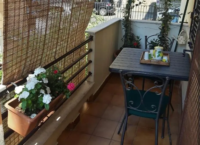 Small Luxury House * لا سبيتسْيا